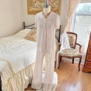 pink pajama set  70s pink pajama set vanity fair size small